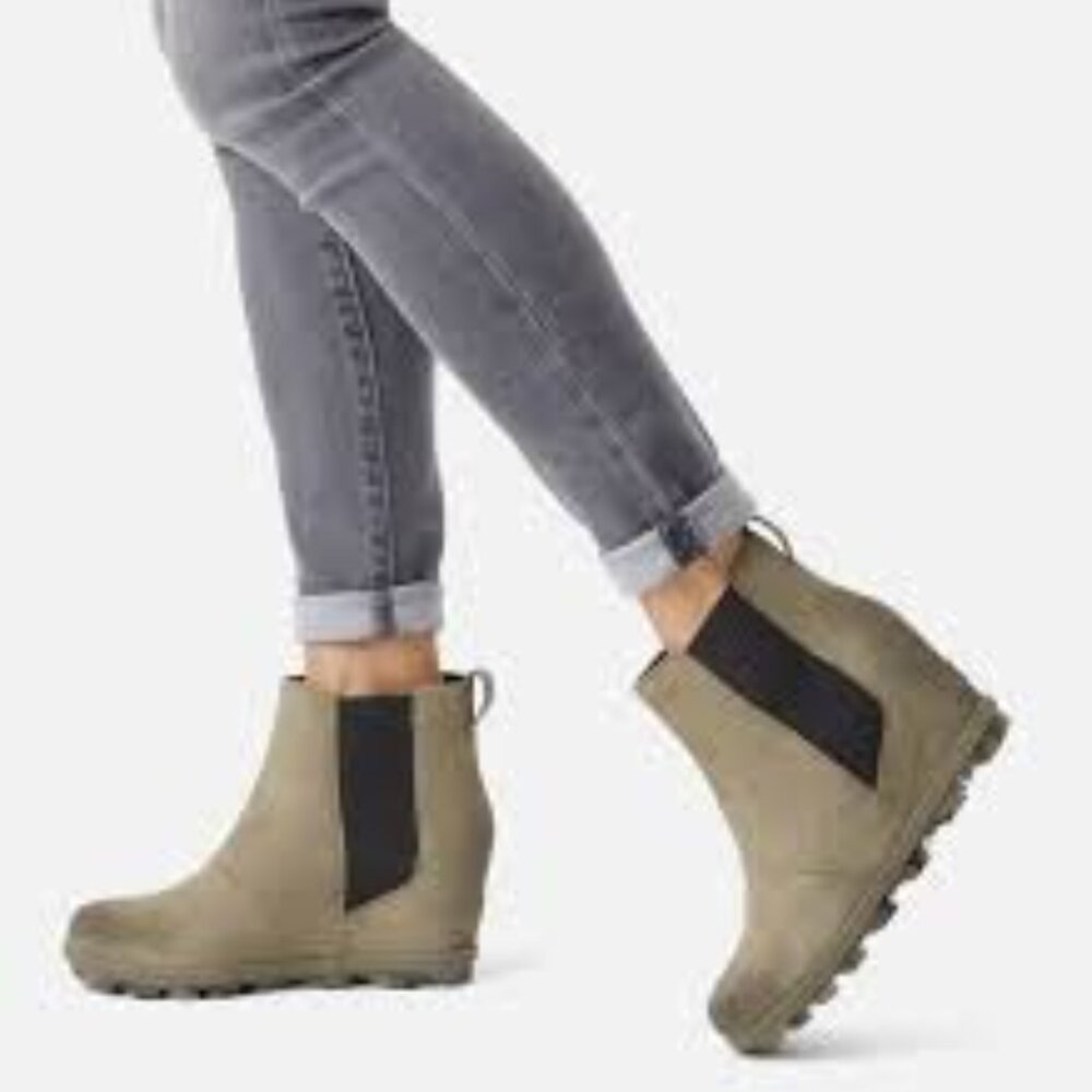 Sorel Women's Gray Joan Of Arctic Wedge II NL3022-052‎ Leather Chelsea Boot 7.5